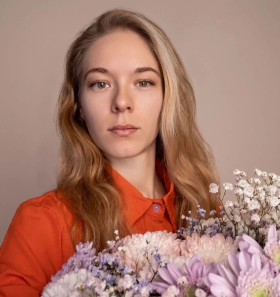 Елена Белова